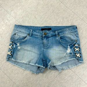 S28 Jean lace up short